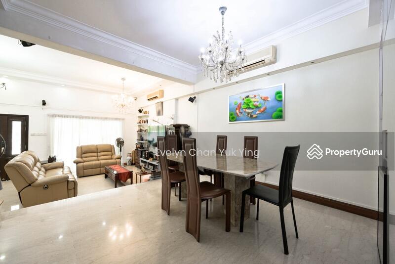 For Sale - Villa Verde