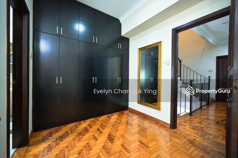 For Sale - Villa Verde
