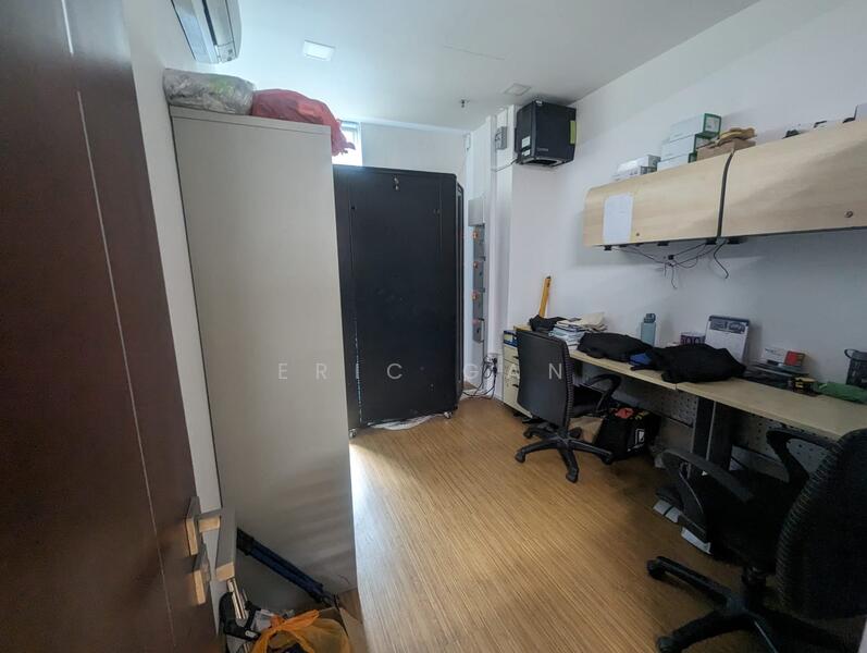 EPL Building, 1100 Lower Delta Road, 3,200 sqft, Light Industrial (B1) For Rent, by Eric Gan, 60102581 - 3,300s sqft, 3rd floor Unit - CommercialGuru.com.sg