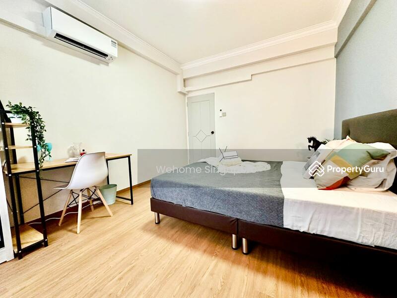 Premium Queen Room