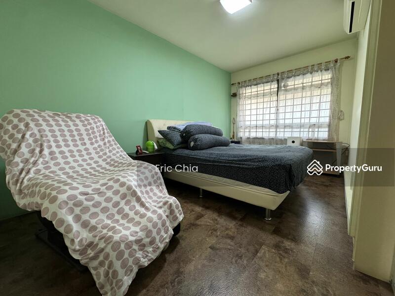 For Sale - 212 Pasir Ris Street 21