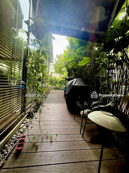 For Sale - Mont Timah