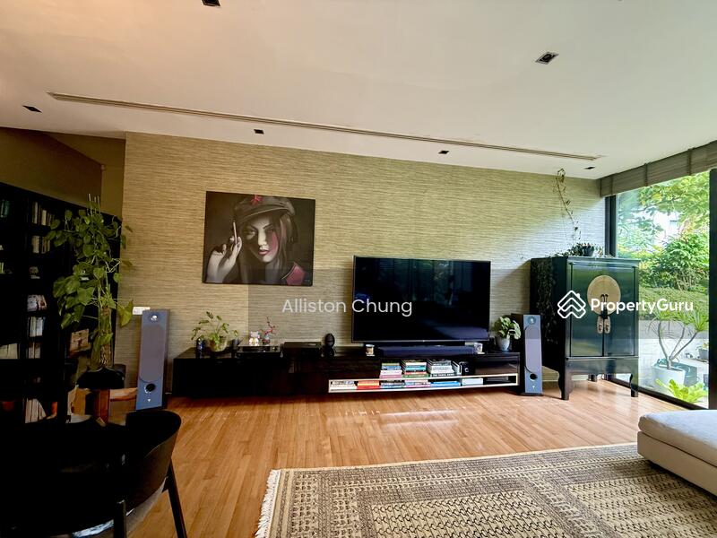 For Sale - Mont Timah