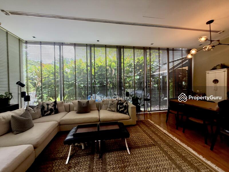 For Sale - Mont Timah