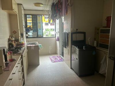 For Rent - 745 Jurong West Street 73