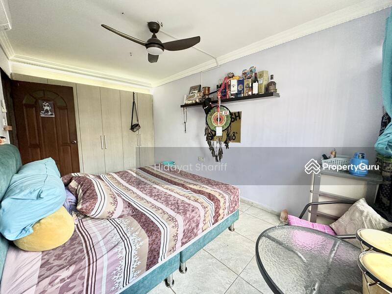 For Sale - 734 Jurong West Street 73
