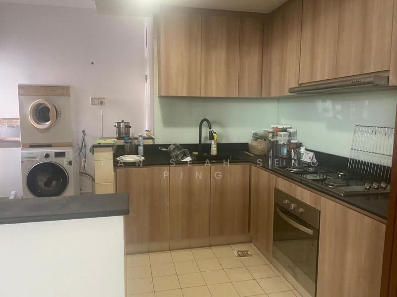Compass Heights, 9 Sengkang Square, Hougang / Punggol / Sengkang, 2 Bedrooms, 1,055 sqft, Condominium For Sale, by Bryan Seah Seng Ping, 60103093 - Kitchen - PropertyGuru.com.sg