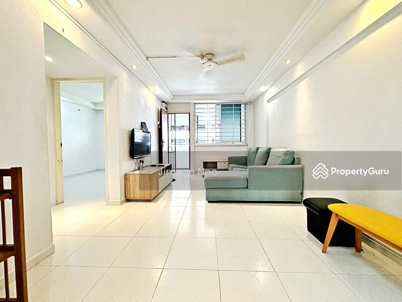 For Sale - 511 Hougang Avenue 10