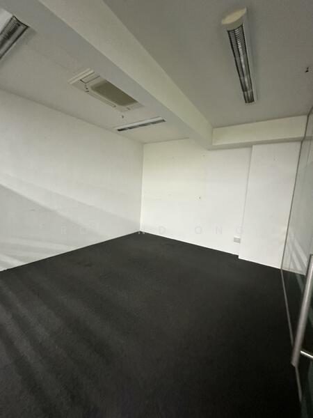 Ubi Techpark, 10 Ubi Crescent, 1,539 sqft, Light Industrial (B1) For Sale, by Roland Ong, 60103228 - Study - CommercialGuru.com.sg