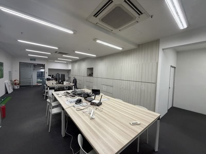 Ubi Techpark, 10 Ubi Crescent, 1,539 sqft, Light Industrial (B1) For Sale, by Roland Ong, 60103228 - CommercialGuru.com.sg