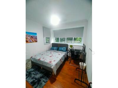 For Rent - The Esparis