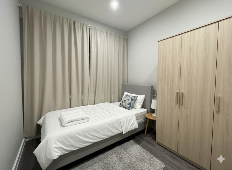 For Sale - 780F Woodlands Crescent