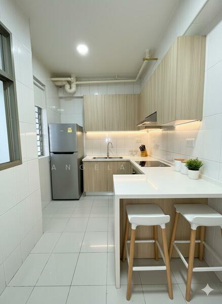 For Sale - 780F Woodlands Crescent