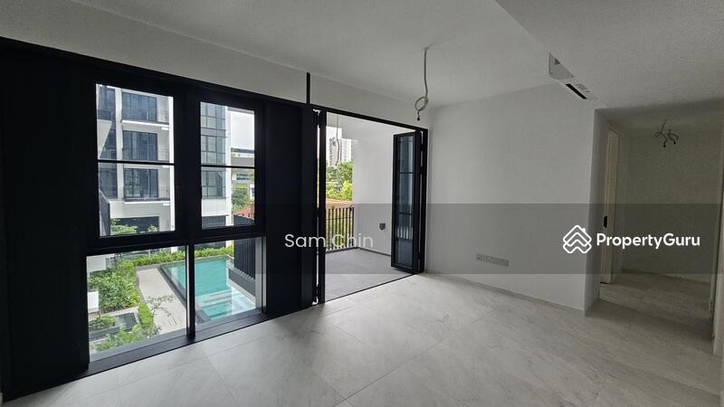For Rent - Royal Hallmark