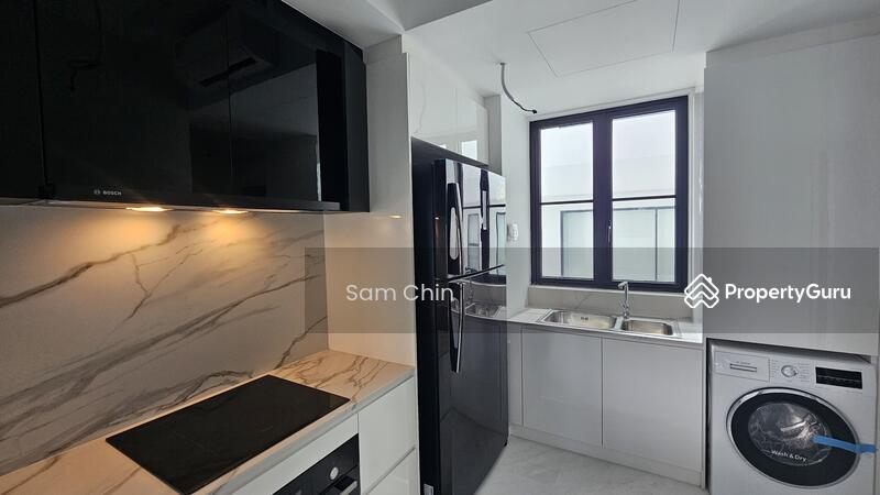 For Rent - Royal Hallmark