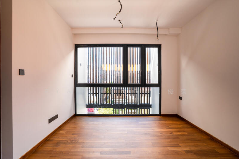 Brand New Luxurious 3.5 Sty Semi-D with Lift - Move-In Ready! Semi-Detached House For Sale at S$ 6,800,000 | PropertyGuru Singapore