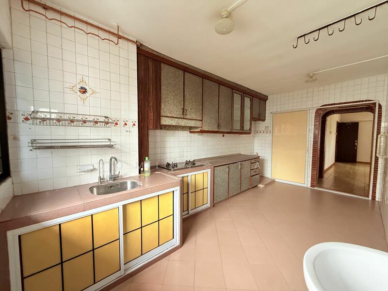 For Sale - 108 Jurong East Street 13