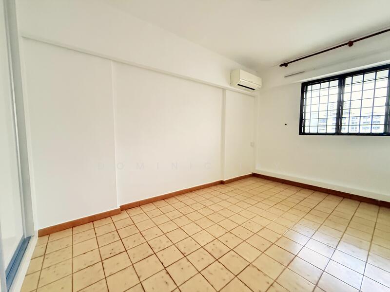 For Sale - 108 Jurong East Street 13