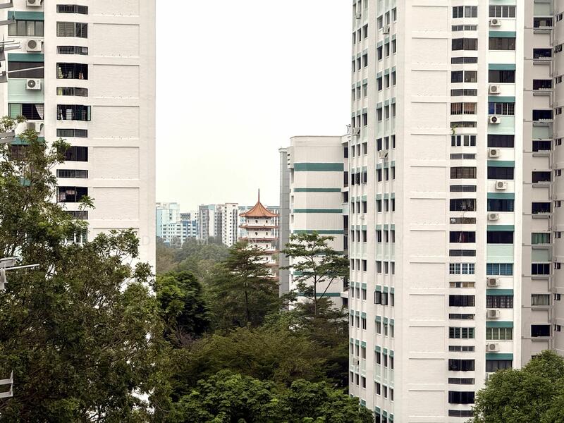 For Sale - 108 Jurong East Street 13