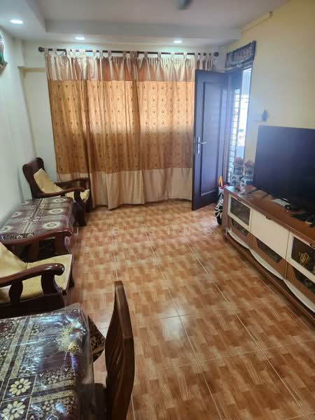 345 Yishun Avenue 11