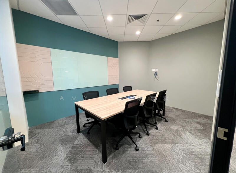 RAFFLES PLACE | Newly Fitted Office | Sheltered to MRT Station |, Raffles Place MRT, 2,099 sqft, Office For Rent, by Amy Aw 胡嘉薇, 60103538 - CommercialGuru.com.sg