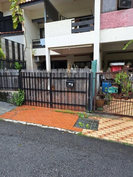 Two Storey Terrace Near Tanah Merah Mrt, Bedok Rise, 4 Bedrooms, 2,500 sqft, Terraced House For Rent, by Joanne Chan, 60103689 - PropertyGuru.com.sg