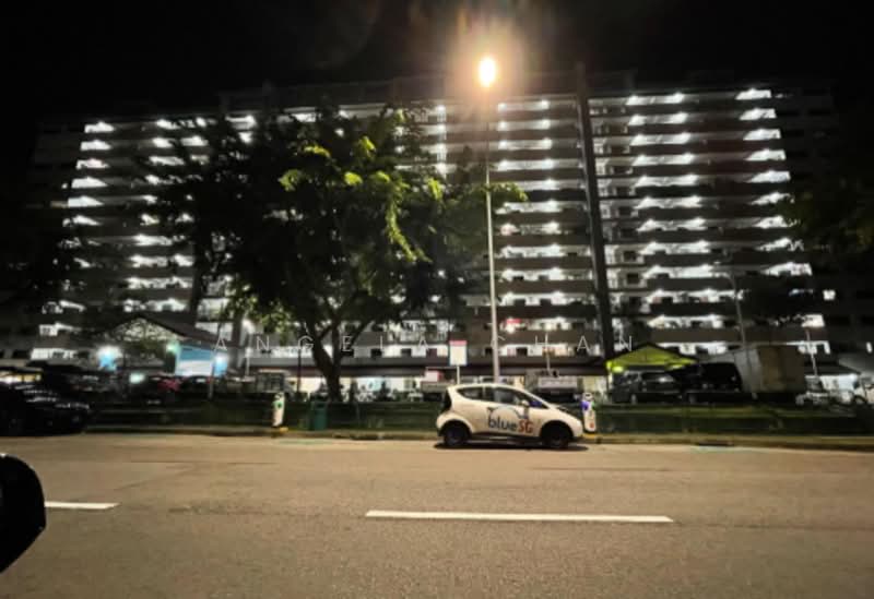 52 Sims Place, 52 Sims Place, 2 Bedrooms, 732 sqft, HDB Flat For Rent, by Angela Chan, 60103731 - Exterior - PropertyGuru.com.sg