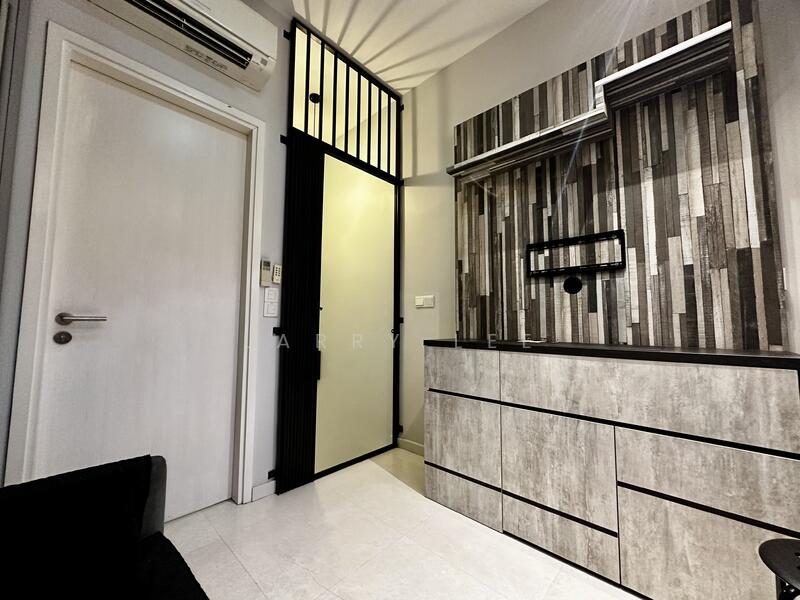 #1 Loft, 1 Lorong 24 Geylang, 2 Bedrooms, 549 sqft, Apartment For Rent, by Larry Lee, 60103822 - Entrance - PropertyGuru.com.sg