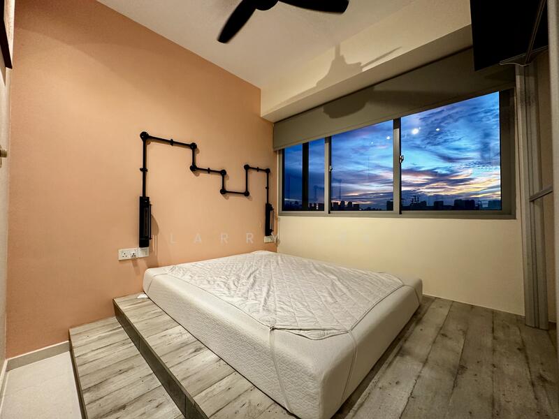 #1 Loft, 1 Lorong 24 Geylang, 2 Bedrooms, 549 sqft, Apartment For Rent, by Larry Lee, 60103822 - Master Bedroom - PropertyGuru.com.sg