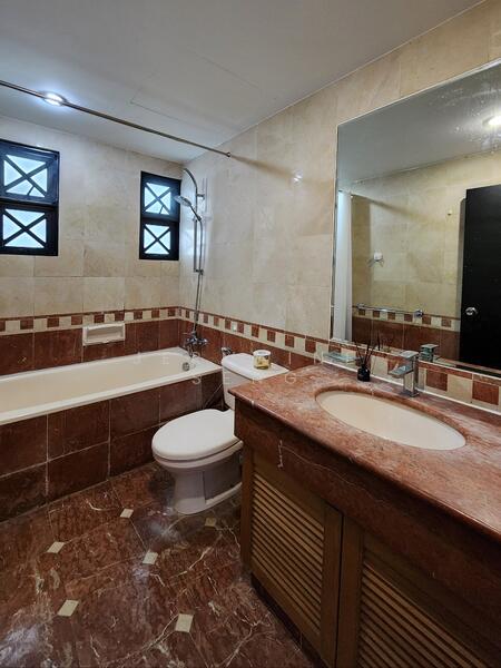 Master Bedroom Toilet