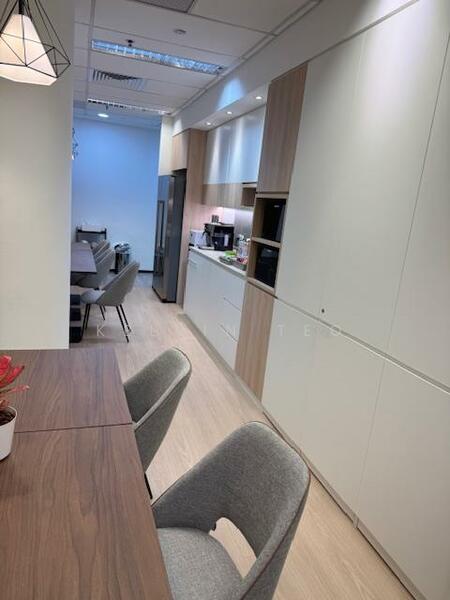 Raffles Place - Excellent MBS View Office, , 4,295 sqft, Office For Rent, by Kelvin Teo, 60103956 - Kitchen - CommercialGuru.com.sg