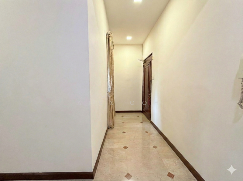 Parkshore Condominium For Sale at S$ 3,100,000 | PropertyGuru Singapore