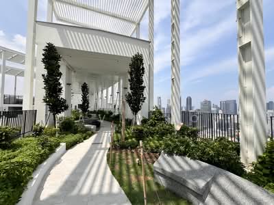 For Rent - One Pearl Bank