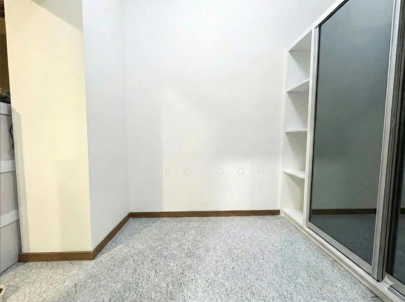 Watertown Condominium For Sale at S$ 1,540,000 | PropertyGuru Singapore - Common bedroom 3 / Study