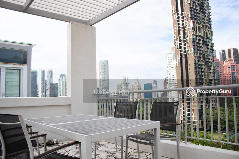 Roof Terrace (Seat View)