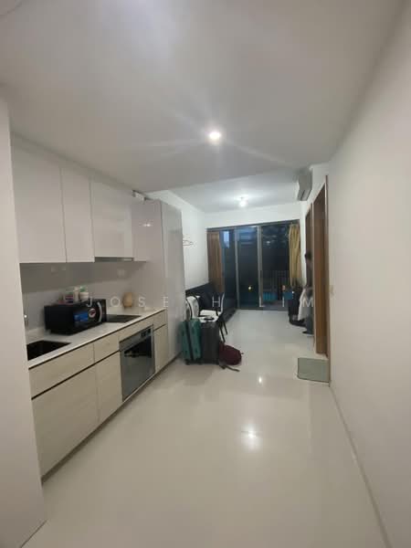 Tre Residences, 7 Geylang East Avenue 1, 1 Bedroom, 430 sqft, Condominium For Rent, by Joseph Lim, 60104165 - Kitchen - PropertyGuru.com.sg