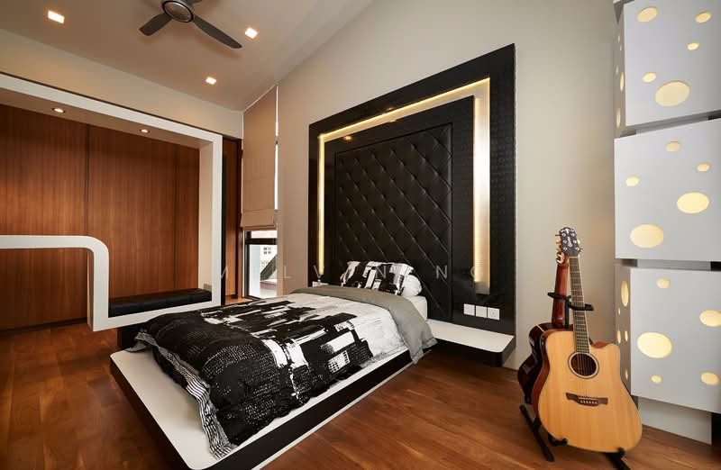 ⭐RARE Branksome/Wilkinson Bungalow✅South Facing✅Modern, 12years Old, ❤️South⚡Garage⚡6 Beds ensuite⚡Pool⚡Lift❤️, 7 Bedrooms, 9,930 sqft, Bungalow House For Sale, by Melvin Ng, 60104242 - Bedroom - PropertyGuru.com.sg