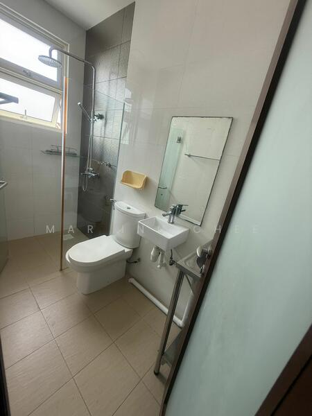 10 LENGKONG DUA - near Kembangan MRT, Lengkong Dua, Room Rental, 180 sqft, Terraced House For Rent, by Mar Inn Chee, 60104257 - Bathroom - PropertyGuru.com.sg