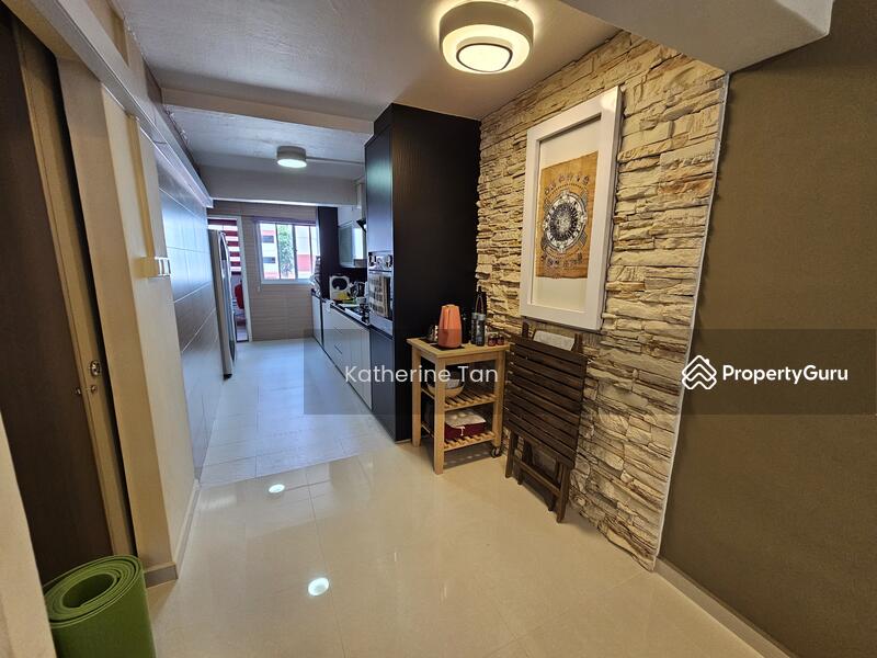 For Sale - 207 Toa Payoh North