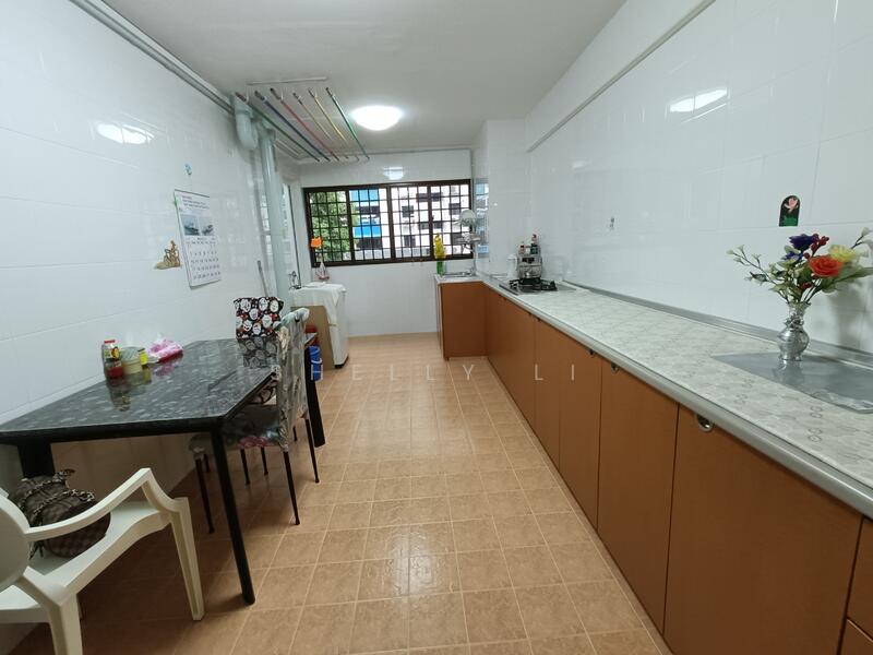For Sale - 404 Ang Mo Kio Avenue 10