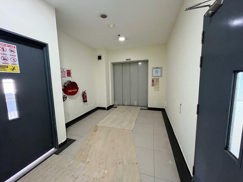 5990sf B2 Hi-spec Clean & Light Factory mins walk from Tai Seng MRT, Tai seng, 5,990 sqft, Factory / Workshop (B2) For Rent, by Marjorie Teo, 60104397 - Hallway - CommercialGuru.com.sg