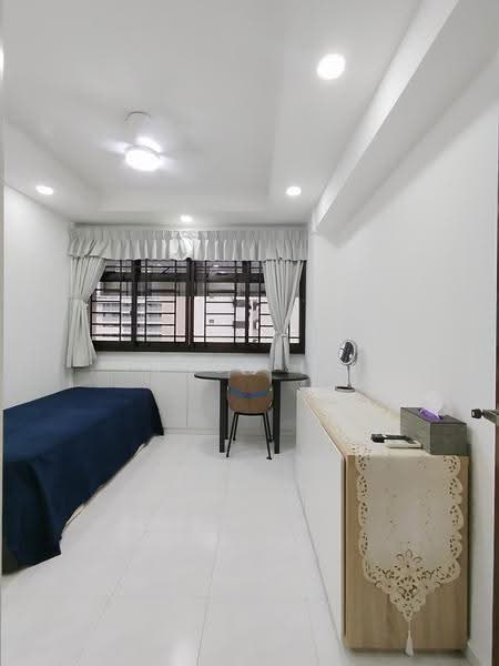 647 Jurong West Street 61, 647 Jurong West Street 61, 4 Bedrooms, 1,302 sqft, HDB Flat For Rent, by Tracy Liu, 60104400 - Bedroom - PropertyGuru.com.sg