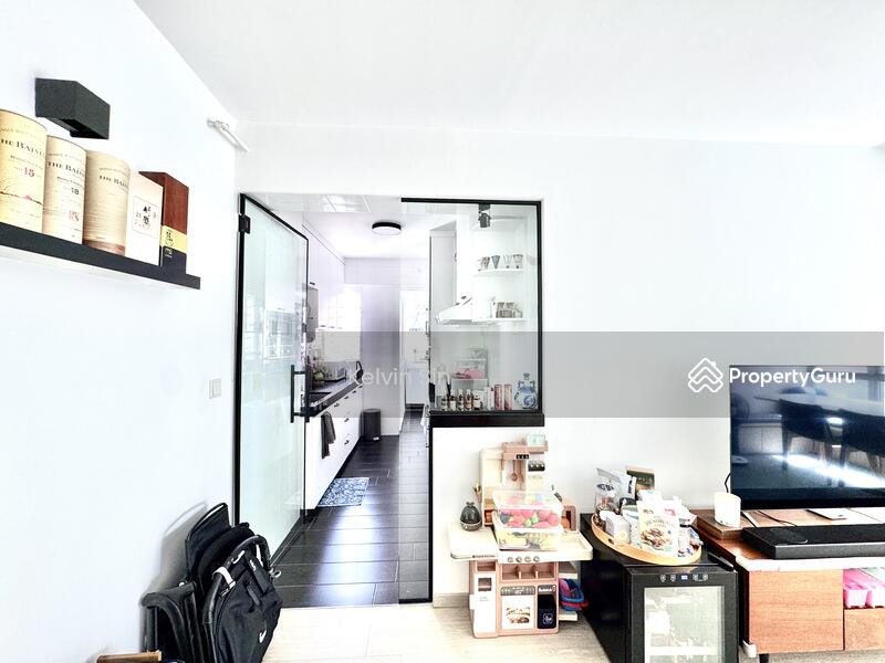 For Sale - 27 Ghim Moh Link