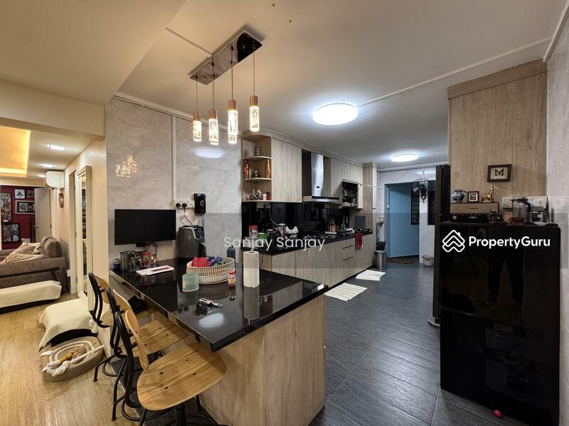 For Sale - 650 Yishun Avenue 4