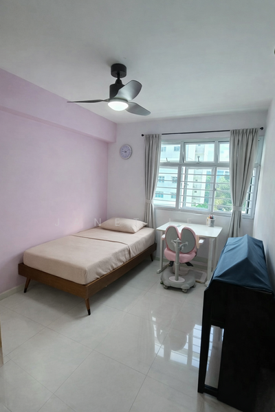 70C Telok Blangah Heights HDB Flat For Sale at S$ 979,000 | PropertyGuru Singapore - Bedroom