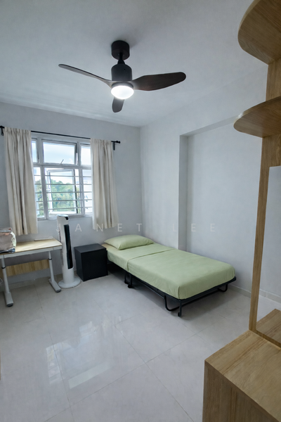 70C Telok Blangah Heights HDB Flat For Sale at S$ 979,000 | PropertyGuru Singapore - Bedroom