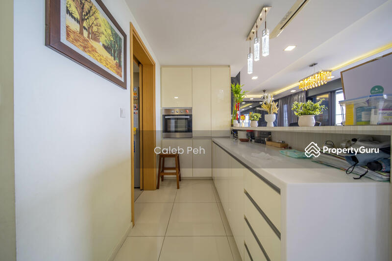 Dry Kitchen