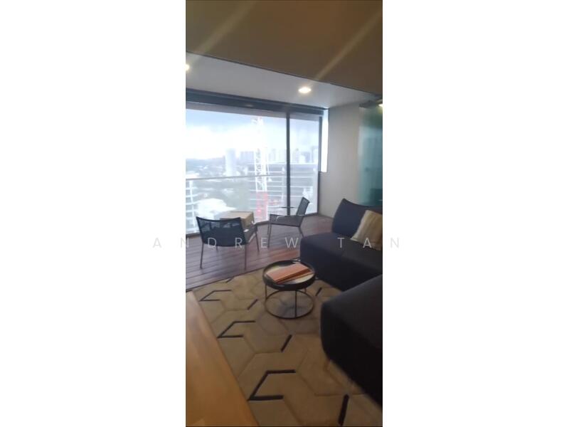 Living / Balcony connect