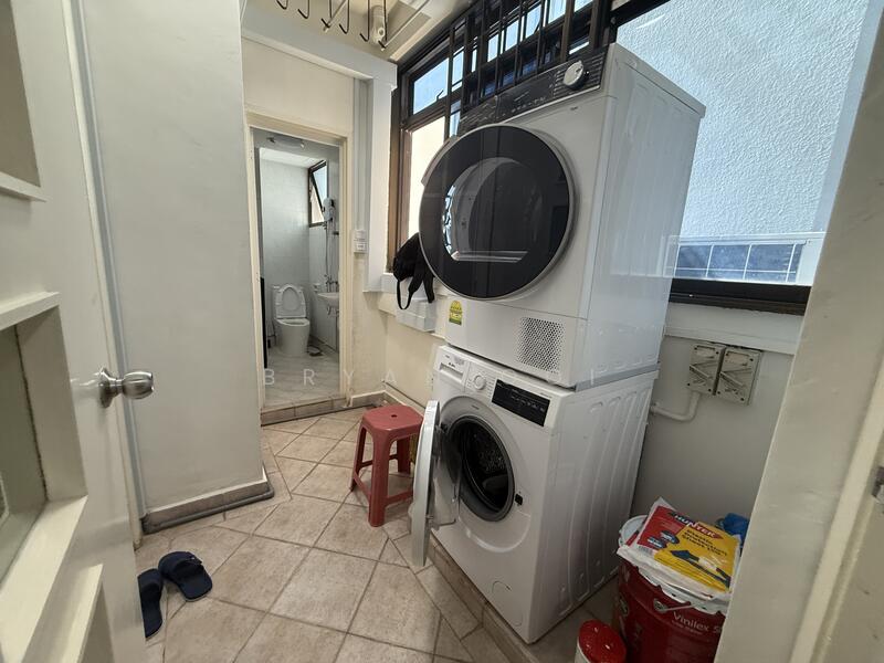 Parc Oasis, 41 Jurong East Avenue 1, Room Rental, 200 sqft, Condominium For Rent, by Bryan Ooi, 60104842 - Laundry - PropertyGuru.com.sg