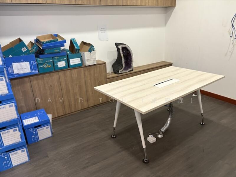 Good Layout Fitted Office, Raffles Place, , 1,300 sqft, Office For Rent, by David Toh (卓宏森), 60104849 - Study - CommercialGuru.com.sg